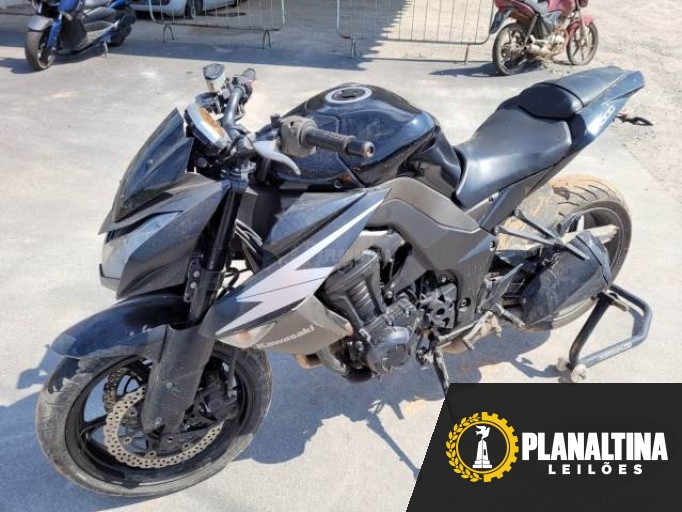KAWASAKI Z1000 13/13 KAWASAKI Z1000 13/13