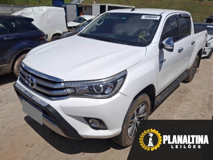 TOYOTA HILUX 17/17 TOYOTA HILUX 17/17