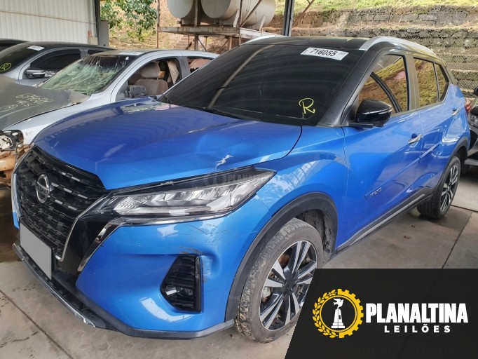 NISSAN KICKS 21/22